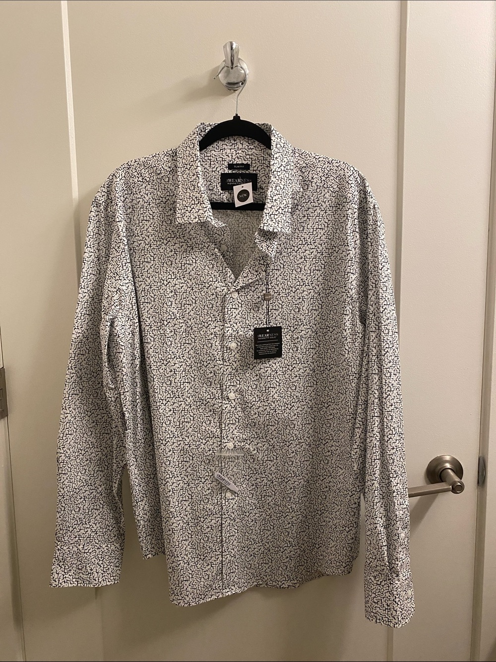 Awareness Kenneth Cole, new with tags, slim fit Button-Up dress shirt